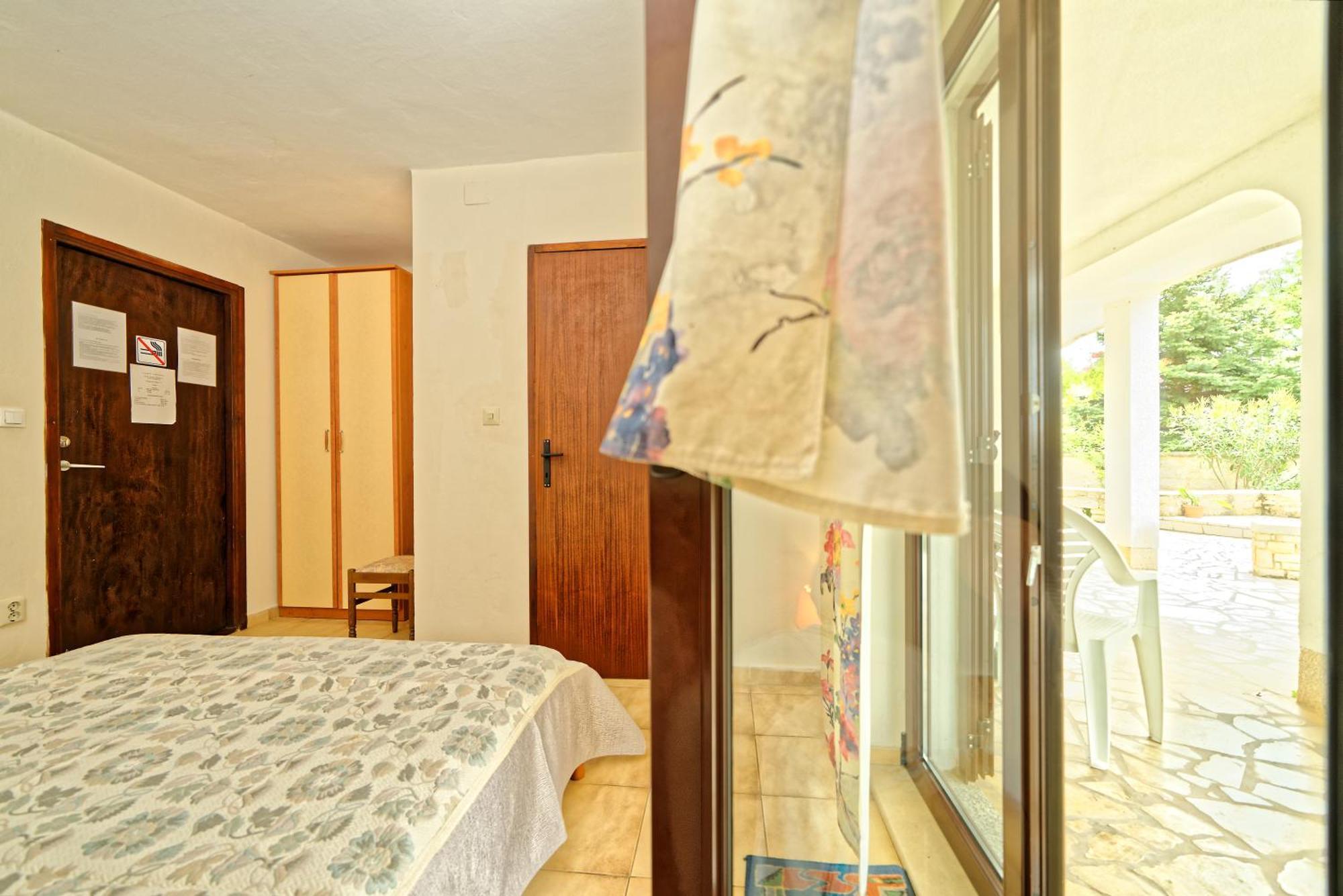 Guest House Jolanda Медулин Экстерьер фото